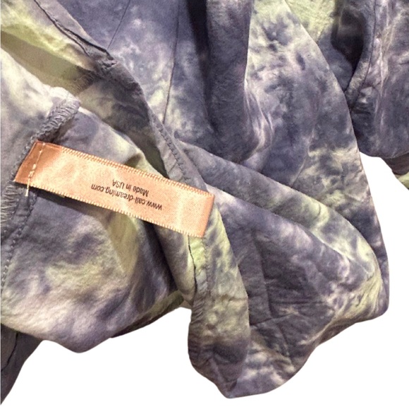 Cali Dreaming Kaya Raglan Button Down Blouse Top | Fresco Tie Dye | Size S - Picture 6 of 7